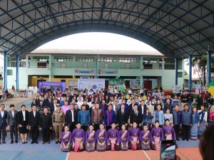 สถาบันวิจัยและพัฒนา มหาวิทยาลัยนครพนม ร่วมต้อนรับรองนายกรัฐมนตรีและรัฐมนตรีว่าการกระทรวง อว. img 5126