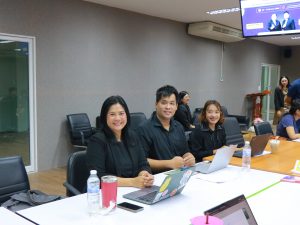 สถาบันวิจัยและพัฒนา มหาวิทยาลัยนครพนม จัดกิจกรรมอบรมเชิงปฏิบัติการประเมินผลกระทบทางสังคม (SIA) และการประเมินผลตอบแทนทางสังคมจากการลงทุน (SROI) img 7521