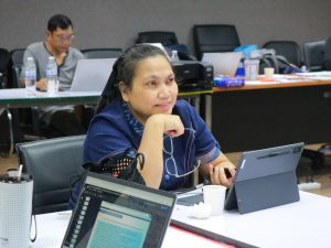 สถาบันวิจัยและพัฒนา มหาวิทยาลัยนครพนม จัดกิจกรรมอบรมเชิงปฏิบัติการประเมินผลกระทบทางสังคม (SIA) และการประเมินผลตอบแทนทางสังคมจากการลงทุน (SROI) img 7562
