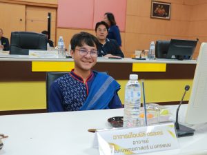 สถาบันวิจัยและพัฒนา มหาวิทยาลัยนครพนม เข้าร่วมกิจกรรมรับฟังความคิดเห็นพบปะบุคลากรทางการศึกษาและหัวหน้าส่วนราชการ โครงการจัดตั้งคณะแพทย์ศาสตร์ มหาวิทยาลัยนครพนม img 8787