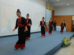 สถาบันวิจัยและพัฒนา มหาวิทยาลัยนครพนม ร่วมกิจกรรมมุทิตาจิตแก่ผู้เกษียณอายุราชการ ประจำปี 2569 img 8850