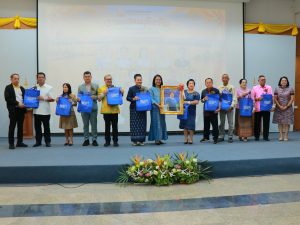 สถาบันวิจัยและพัฒนา มหาวิทยาลัยนครพนม ร่วมกิจกรรมมุทิตาจิตแก่ผู้เกษียณอายุราชการ ประจำปี 2569 img 8926