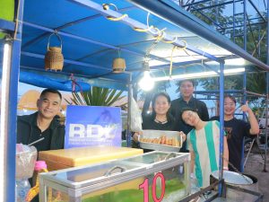 สถาบันวิจัยและพัฒนา มหาวิทยาลัยนครพนม ร่วมกิจกรรม “กินข้าวแลง” ในซุ้มเรือไฟ มหาวิทยาลัยนครพนม 1