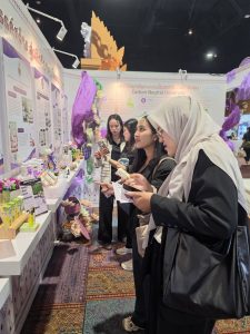 ศูนย์ประสานงาน อพ.สธ. มหาวิทยาลัยนครพนม เข้าร่วมการประชุมวิชาการและนิทรรศการสวนพฤกษศาสตร์โรงเรียนฯ ระดับภูมิภาค ครั้งที่ 9 246413 0